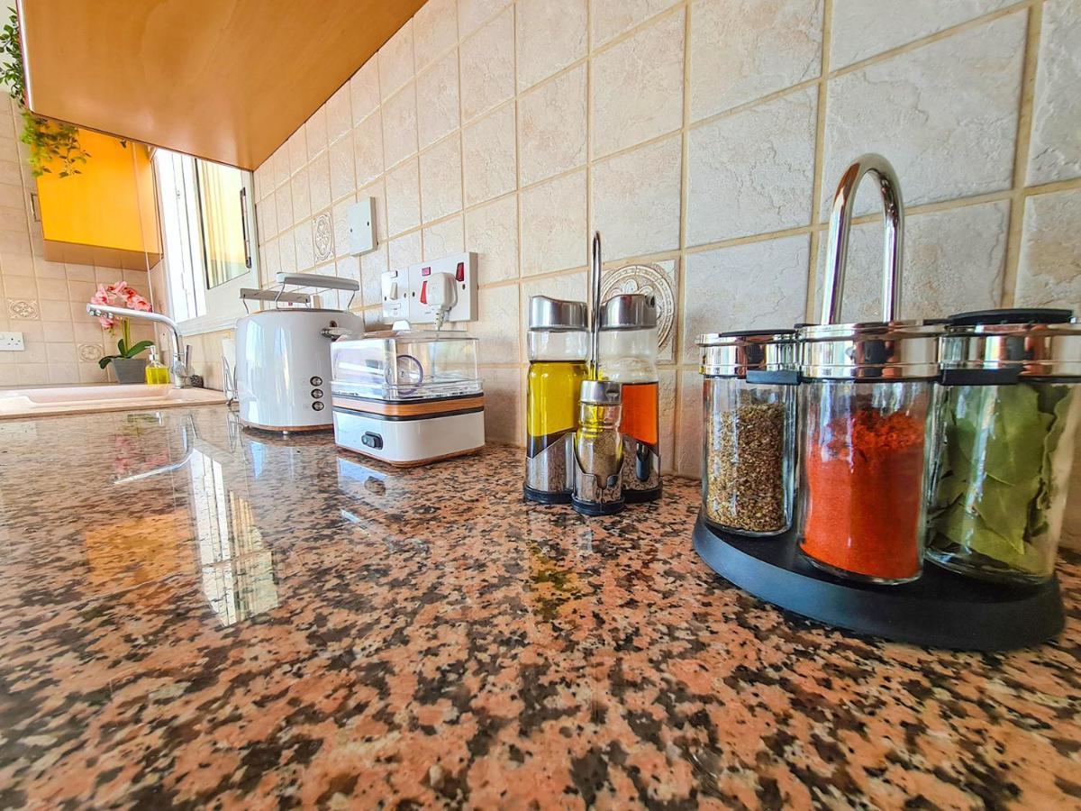 Katya-Sofia Villa - Tranquility With Sea View Peyia Extérieur photo